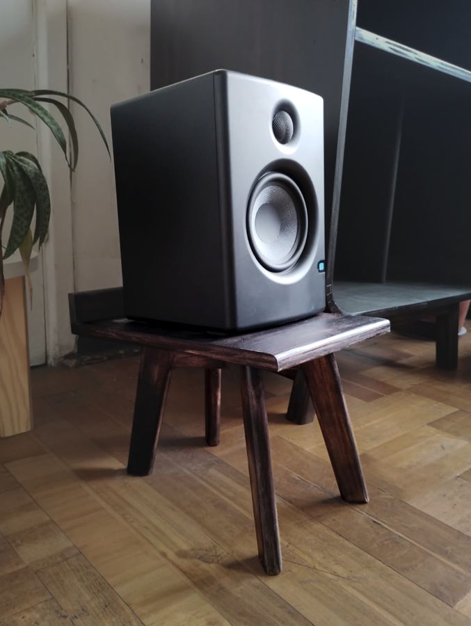 Soportes de parlantes (2 u.)
